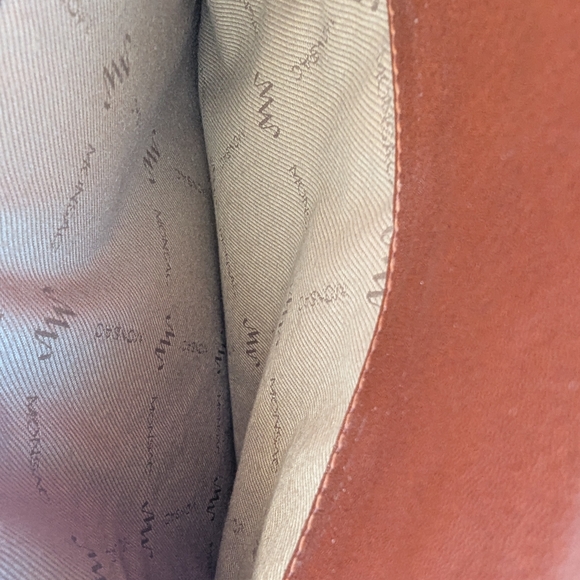 Monsac Rich Brown Leather Shoulder Bag - Picture 14 of 15